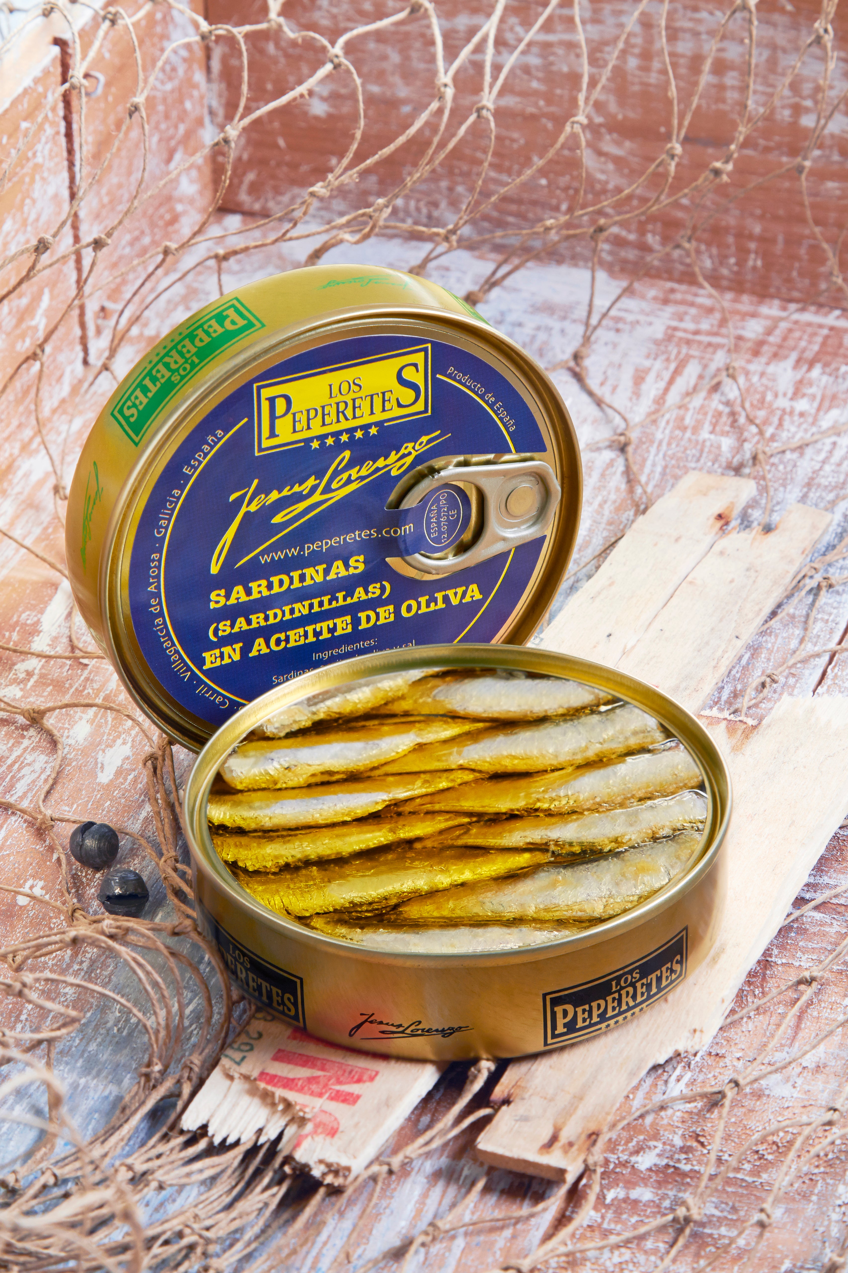 Små Sardiner i Olivolja